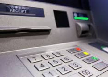 Denuncia el robo de 1.480 euros…que él mismo retiró en cajeros automáticos