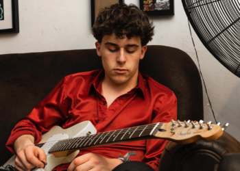 Mateo Eraña, el gijonés que huye de las comparaciones con Leiva y prepara el ‘asalto a La Laboral’