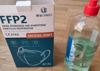 Sanidad estudia la vuelta de mascarillas en centros sanitarios si se superan indicadores de COVID y gripe