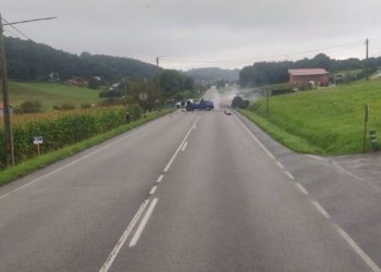 Retenciones en la ‘Y’ y varios heridos en Carreño: dos accidentes alteran la normalidad en las carreteras asturianas