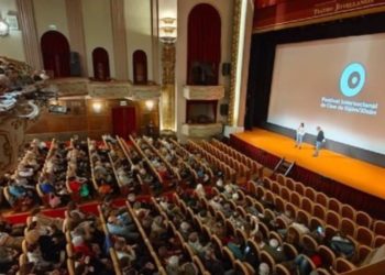 El Festival de Cine de Gijón celebra su 62ª edición con homenajes a grandes cineastas y una destacada selección internacional
