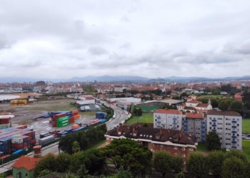 Ayuntamiento y Principado defienden el soterramiento del vial de Jove, algo que el Ministerio ve inviable