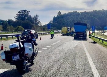 Herida grave una mujer tras un accidente en la AS-II