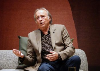 Pacma cuestiona la concesión del Premio Princesa de Asturias a Joan Manuel Serrat por su apoyo a la tauromaquia