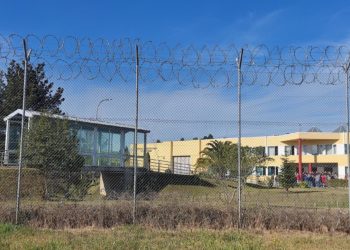 Inhabilitado 8 años un funcionario del Centro Penitenciario de Asturias por un delito de tortura