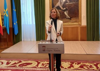 Ángeles Fernández-Ahúja, concejala del PP en Gijón, anuncia su renuncia al acta por motivos de salud