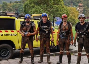 La Brigada de Salvamento Minero de Hunosa se pone a disposición de la Generalitat, que suma casi 100 muertos