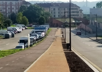 Finalizan las obras para incluir zonas verdes en la calle Juan Botas