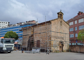La punta del iceberg de Naval Azul y la esquina que da la bienvenida a la zona Oeste de Gijón