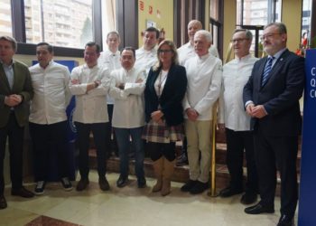 De Arguiñano a Ferrán Adrià : Oviedo homenajea a los diez cocineros más influyentes de la historia de España