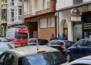 Amplio despliegue policial en La Arena para evacuar a una persona que se encerró en su domicilio