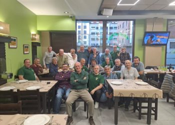 Los veteranos del CID Nuevo Gijón celebran su última comida de 2024 en el Sobiñagu