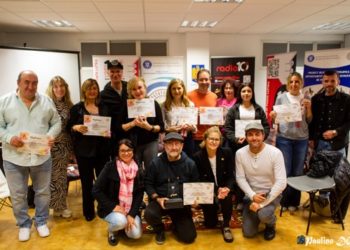 El encuentro literario «Asturias y Transilvania hermanadas» celebra la cultura y la poesía en Gijón