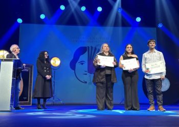 Carlos Velasco, Lorena Corripio y Marina Carbajosa, ganadores del I Premiu d’Asturianada ‘La Busdonga’