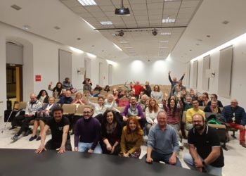 Ceares se pasa a las ondas: «El podcast es un grito de muchísimos vecinos de que todavía queda barrio»