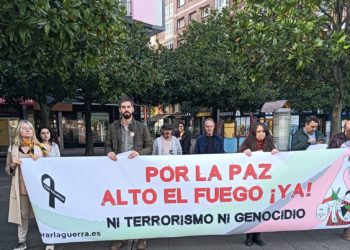 Dos concentraciones en Gijón y Oviedo piden el fin de la violencia en Palestina y el Líbano