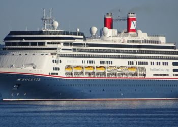 El veterano ‘Bolette’ cierra este martes una temporada de cruceros «de récord» en El Musel
