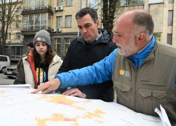 José Andrés y la World Central Kitchen: de salvaguarda de vidas internacional… A libro de cocina para todos