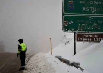 Alerta roja en Pajares por el mal tiempo