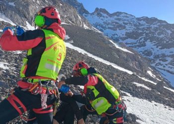 Final feliz en los Picos de Europa: hallan con vida al montañero desaparecido desde el 23 de diciembre
