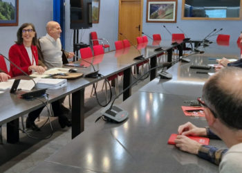 Foro acusa a Roqueñí de «conflicto de intereses» por la relación de su familia con Minersa y la consejera defiende su transparencia al respecto