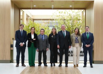 Caja Rural de Asturias abre a la sociedad asturiana su reformada sede central