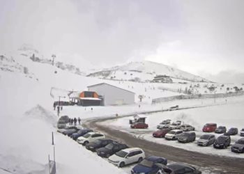 Arrancan los autobuses que conectan Gijón y las estaciones de esquí asturianas: consulta los horarios