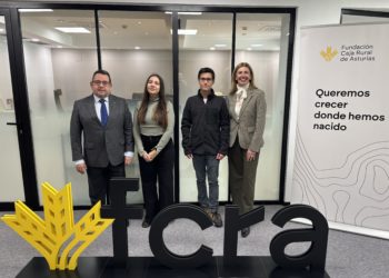 Daniel López y Paola Nasta se llevan dos de las becas de la Fundación Caja Rural de Asturias a la excelencia