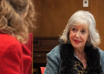 «La integridad es la mayor cualidad de Jovellanos», afirma la grafóloga Sedano al estudiar su escritura