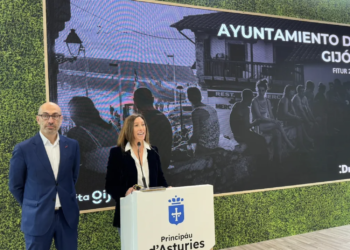 «Políticas de chiringuito»: Caunedo (PSOE) critica duramente la nueva marca turística ‘Gijón con gusto’