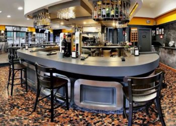 Fallece a los 88 años José Aquilino Toyos Martínez, socio fundador de la emblemática Cafetería Europa