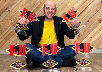 Alejandro López, el ‘Mago Jandro’: «La Humanidad se extinguirá cuando dejemos de reír»