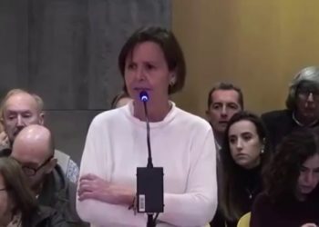 Moriyón confirma que cobra una asignación de Foro y carga contra quienes la acusan de percibir un «sobresueldo»