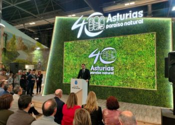 Barbón reivindica en Madrid que el turismo rural todavía «no ha dado todo lo que puede dar»