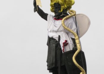 Pelayo 2010: “Aquí está viene ya tan feliz, con sus flechas de amor para ti…”