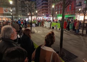 Una concentración vuelve a reclamar en Gijón justicia para las 14 víctimas del Tarajal: «No olvidamos»