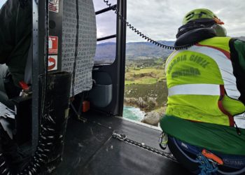 Se cumplen seis días sin rastro de J. P. C. G., el cántabro desaparecido en la costa de Llanes