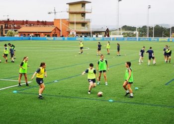 Respaldo unánime a las jugadoras del Gijón Femenino insultadas por su apariencia: «Es vergonzoso»