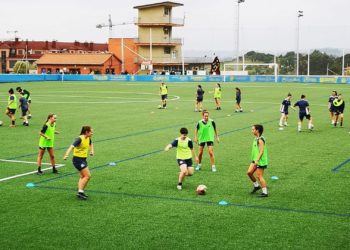 El Conseyu de Mocedá carga contra los insultos a las jugadoras del Gijón Fútbol Femenino: «Es inadmisible»