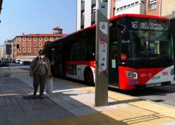 Los vecinos de Vega vuelven a plantarse ante un posible cambio del trazado de la L16 de EMTUSA