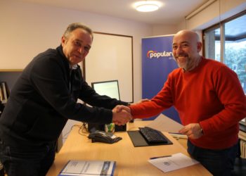 Del Pino presenta su lista para presidir el PP de Gijón: éstos son los 20 nombres que lo acompañan