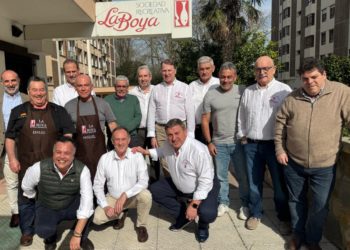 El PSOE Gijón tampoco se resiste al menú de La Boya