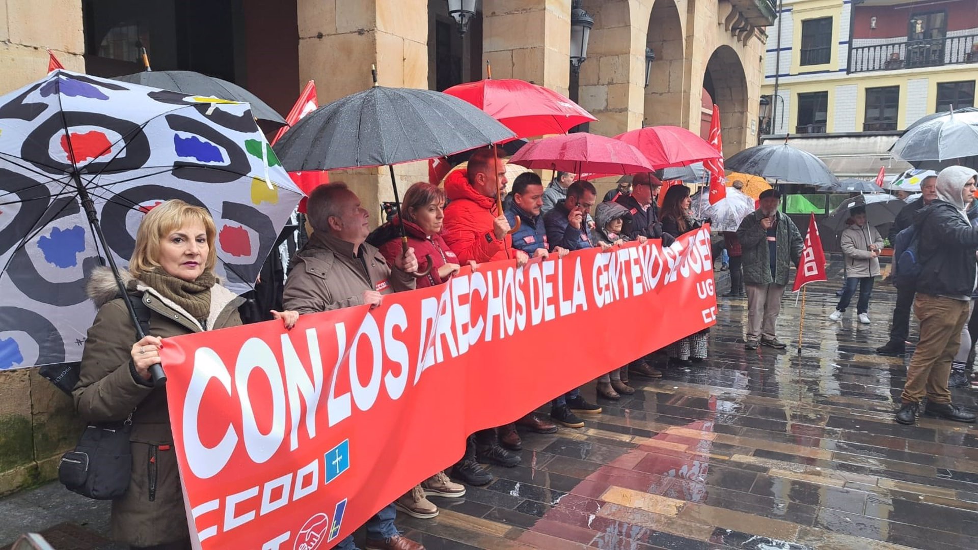 CCOO y UGT cargan en Gijón contra el bloqueo de medidas sociales en el ...