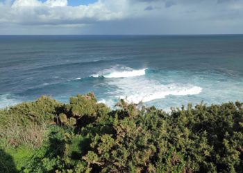 Asturias, en aviso amarillo por fuerte oleaje y rachas de viento en la Cordillera Cantábrica
