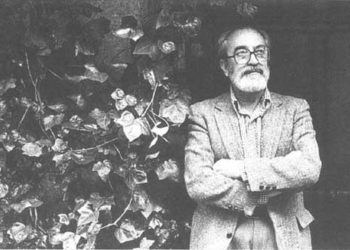 El Instituto Cervantes rinde homenaje al asturiano Ángel González en el Día Mundial de la Poesía