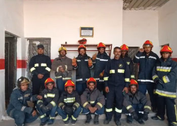 Bomberos de Gijón envían material a compañeros saharauis: «Lo esperamos con mucha ilusión en los campamentos»