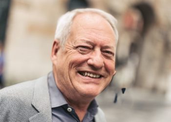 Aurelio Martín (exconcejal): «‘Naval Azul’ puede convertirse en un nuevo ‘solarón’, en una acera ‘prestosa’ y nada más»