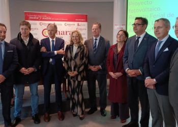 Energía sostenible para el ‘Luis Adaro’: TotalEnergies instala paneles fotovoltaicos en el Recinto Ferial