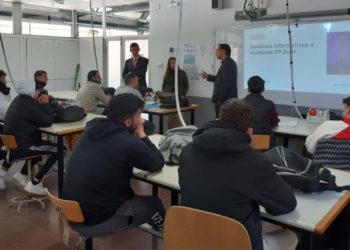 Malestar entre el alumnado de FP a distancia por los calendarios de prácticas: «No nos da tiempo a vivir»