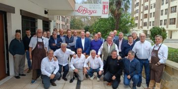 La Boya cocina para los cuerpos y fuerzas de seguridad del Estado «para reconocerles su labor»